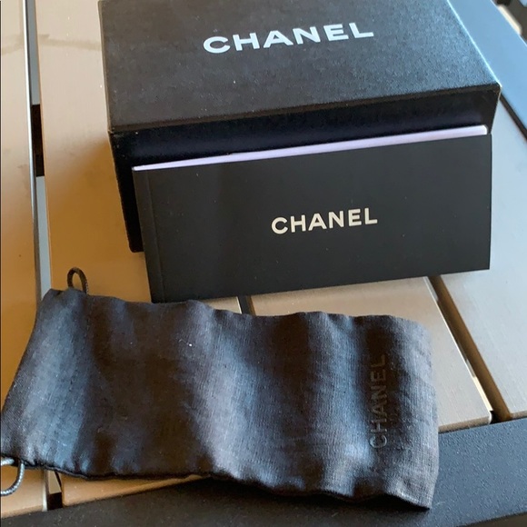 Chanel polarized oversize tortoiseshell sunglasses - Picture 3 of 8